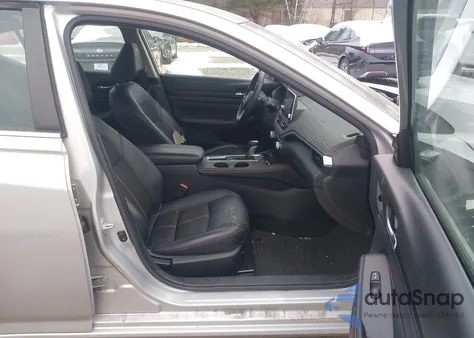 2019 Nissan Altima 2.5 Sr z USA, uszkodzony, nr VIN 1N4BL4CV9KC101236